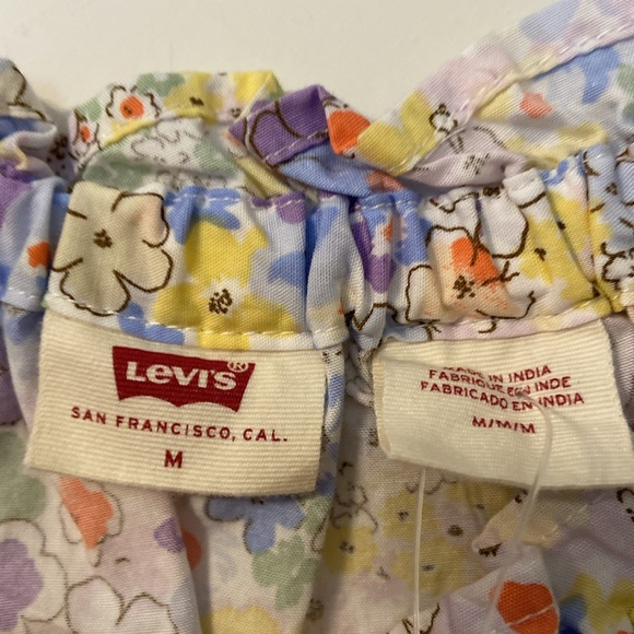 Levi Floral Smocked Dress Medium Brand New - Picture 6 of 12